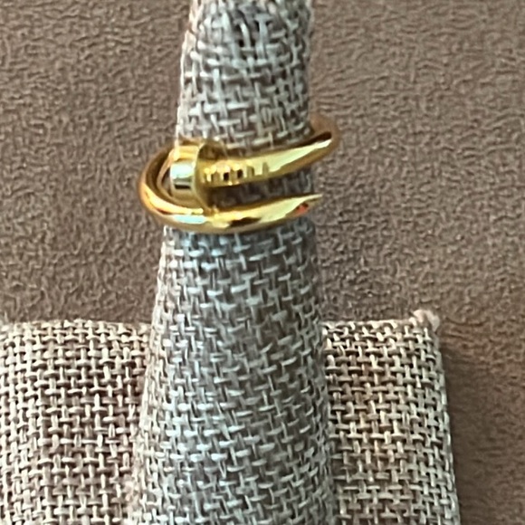 Designer Style Gold Plated Unisex Fashion Ring- Size 7 - Picture 7 of 15